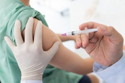 Alasan Pentingnya Vaksinasi COVID-19
